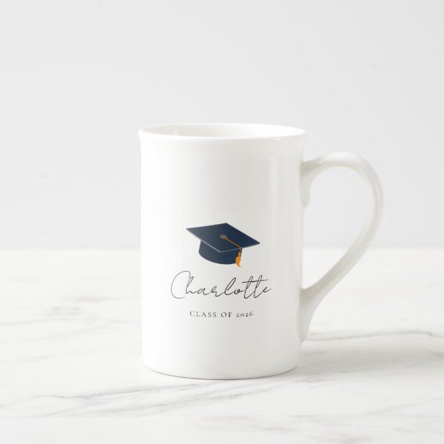 Minimalistisk examensmössa & anpassat namn benporslin mugg (Höger)