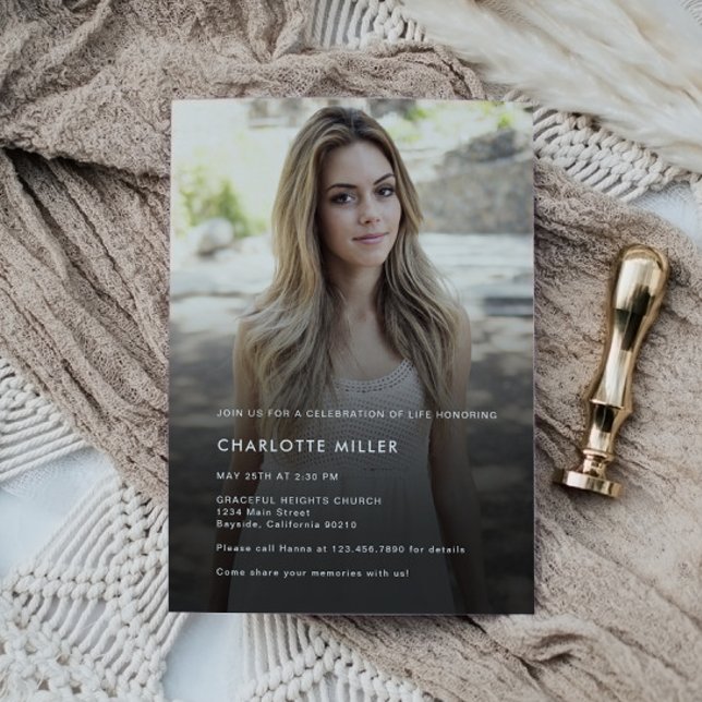 Minimalistisk Firande i livets begravningsfoto Inbjudningar (Skapare uppladdad)