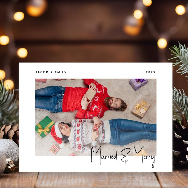 Minimalistisk Foto Gift Och Glad Svart Skrift Julkort (Skapare uppladdad)