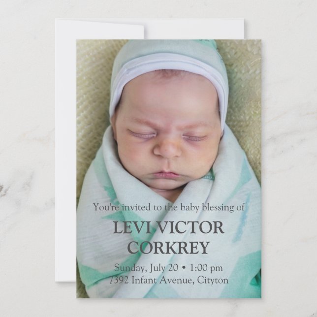 Minimalistisk Foto + Grå Text Babysegen Inbjudningar (Framsida)