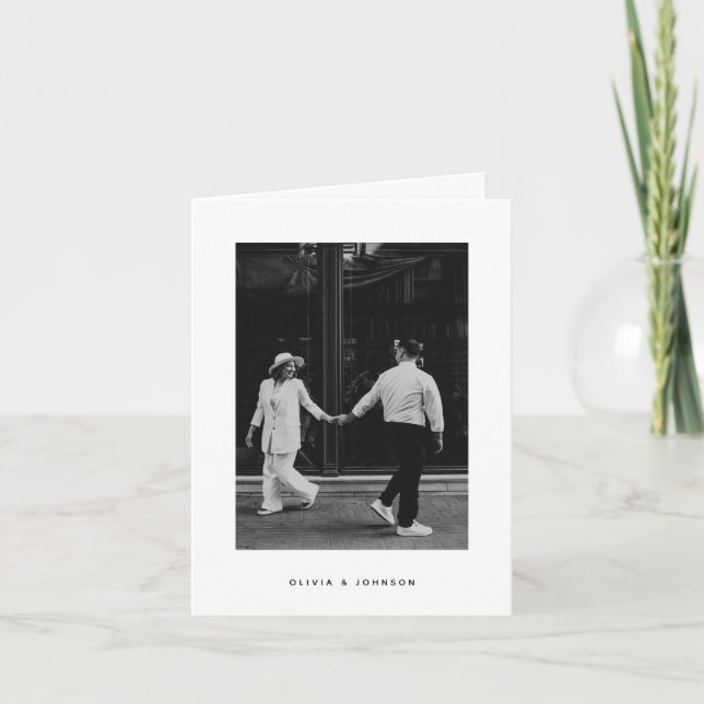 Minimalistisk Foto Vikta Bröllop Inbjudan (Framsida)