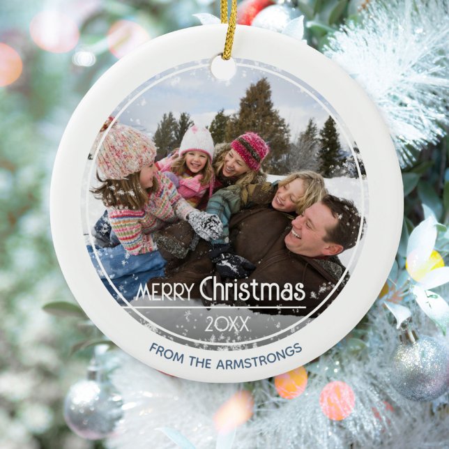 Minimalistisk fotofamilj God jul Classic Julgransprydnad Keramik (Minimalist Photo Family Merry Christmas Classic Ceramic Ornament ©Susanne Sachers - Sunny Mind 🌞)