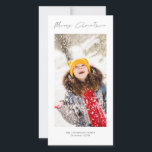 Minimalistisk fotoskript God jul Julkort<br><div class="desc">Minimalistisk God jul för fotoskript. Tillgänglig digitalt och utskriven. Modern och minimalistisk,  med ett stilfullt skript för God jul. Byt ut provet bild mot ditt eget och anpassa resten av orden på vardera sidan efter behov.</div>