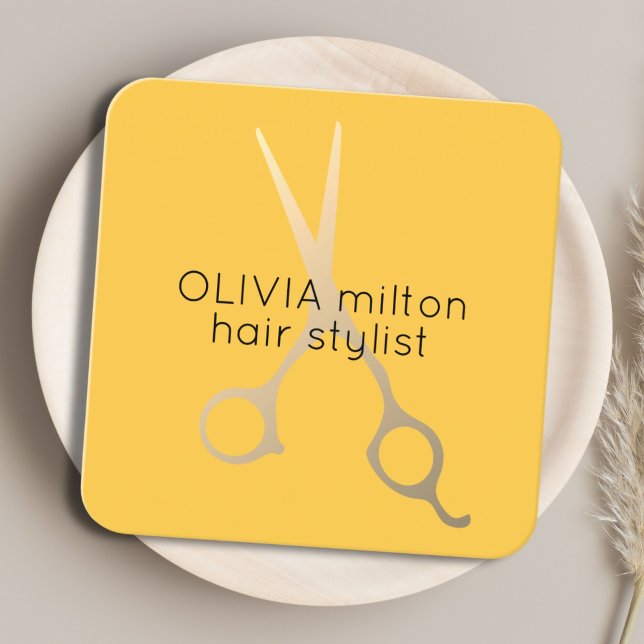 Minimalistisk Gult Faux Guld Sissors Hair Stylist Fyrkantigt Visitkort (Skapare uppladdad)