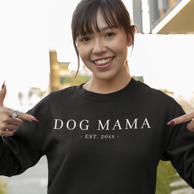 Minimalistisk Hundmamma Grundad Datum T Shirt (Skapare uppladdad)