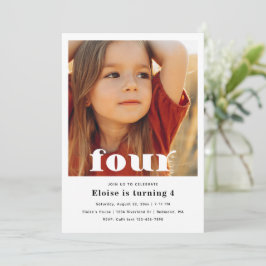 Minimalistisk inbjudan till 4e födelsedagen | 4E F