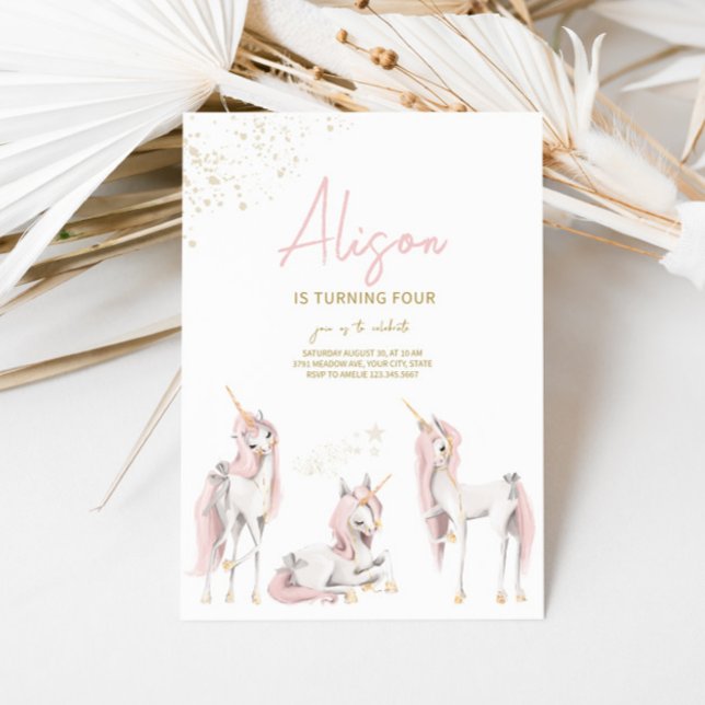 Minimalistisk inbjudan till Rosa Unicorn Birthday (Skapare uppladdad)