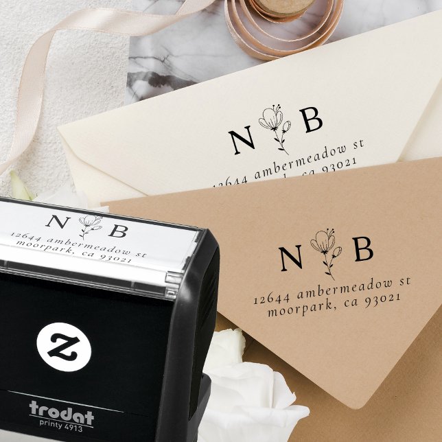 Minimalistisk Initialer Blommigt par Returadress Självfärgande Stämpel (Skapare uppladdad)