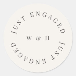 Minimalistisk 'Just Engaged'-dekalj | Varm vit Runt Klistermärke