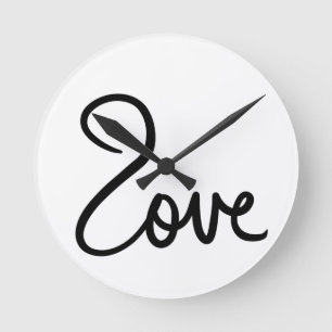 Minimalistisk "kärlek"-typografidesign rund klocka