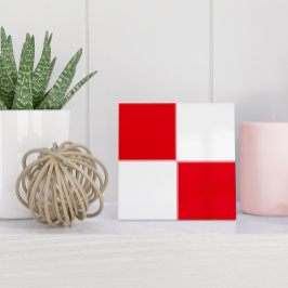 Minimalistisk kroatisk röd vit geometri kakelplatta