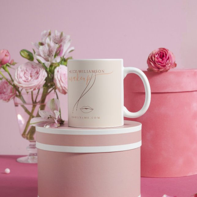 Minimalistisk Light Peach Makeup Artist Line Chic Kaffemugg (Skapare uppladdad)