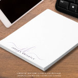 Minimalistisk Lila för modernt Initialer-skript Anteckningsblock<br><div class="desc">Personlig modernt anteckningsblock med enkel calligraphy stil-skript initialer eller monogram och namn i ljus och mörk lila. ÄNDRINGAR: Textteckensnittet stil, färg, storlek och placering kan ändras genom att klicka på CUSTOMIZE FURTHER under avsnittet PERSONALIZE om du vill ha ett utseende på anpassningsbarna eller genom att kontakta designern via Zazzle Chatta...</div>