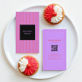 Minimalistisk Lila & Red Rand QR Code Bakery Visitkort