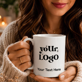 Minimalistisk logotyp och text näringsverksamhet benporslin mugg