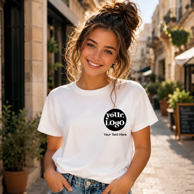 Minimalistisk logotyp och text näringsverksamhet t shirt (Skapare uppladdad)