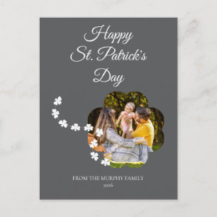 Minimalistisk lycklig klöver St. Patricks dag Foto Helg Vykort
