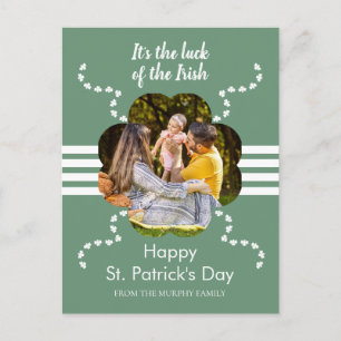 Minimalistisk lycklig klöver St. Patricks dag Foto Helg Vykort