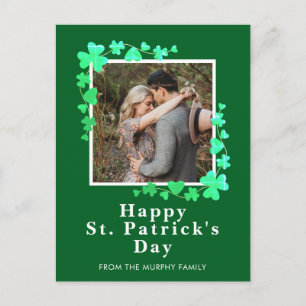 Minimalistisk lycklig klöver St. Patricks dag Foto Helg Vykort