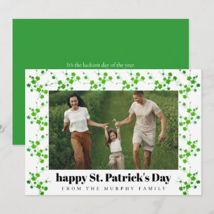 Minimalistisk lycklig klöver st. Patricks dag Foto Julkort