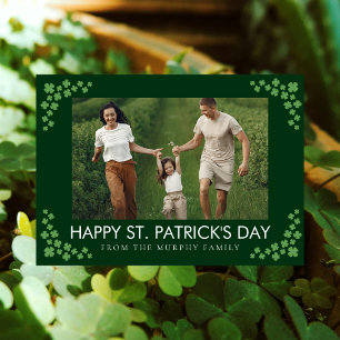 Minimalistisk lycklig klöver St. Patricks dag Foto Julkort
