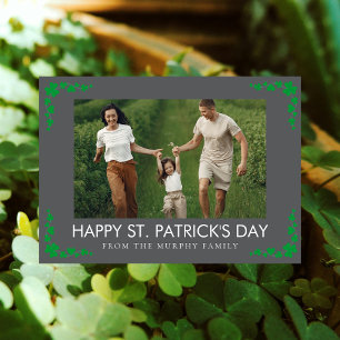 Minimalistisk lycklig klöver St. Patricks dag Foto Julkort