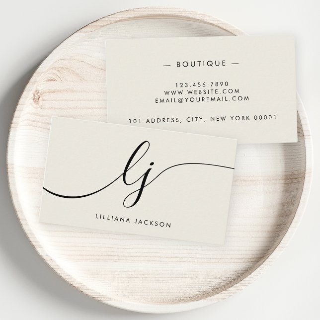 Minimalistisk lyx Boutique Ivory Elegant Monogram Visitkort (Skapare uppladdad)