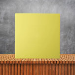Minimalistisk Maj Pastel Gult Solid Färg Kakelplatta<br><div class="desc">Vi presenterar vår minimalistiska keramiska plattan i Maj Pastel Gult Solid Färg, ett nyttigt men charmerande tillskott till ditt space. Med sin mjuka pastellnyans som påminner om färsk maj, ger den här gulten värme och ljusstyrka till vilket rum som helst. Perfekt för att skapa en minimalistisk och inbjudande atmosfär i...</div>