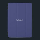 Minimalistisk marin blå, eget namn monogram fast,  iPad mini skydd<br><div class="desc">Minimalistisk marin chic med eget namn eller iPad mini Cover med en enda elegant. Anpassade vit text,  marin blå,  solid bakgrund.</div>