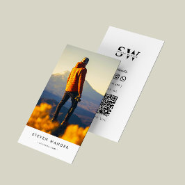 Minimalistisk Modern Äventyr Travel Guide Qr-kod Visitkort