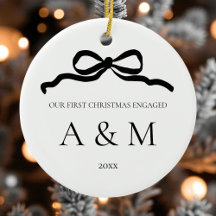 Minimalistisk Modern Båge Första Julen Förlovad