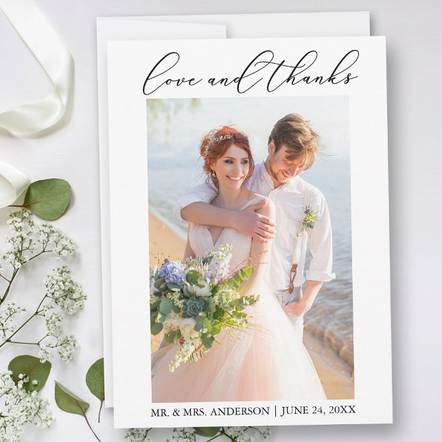 Minimalistisk Modern Calligraphy Bröllop Photo Kär Tack Kort (Customize to add text or more photos to back of card.)