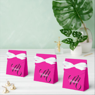 Minimalistisk modern monogram initial namn varmt r presentaskar