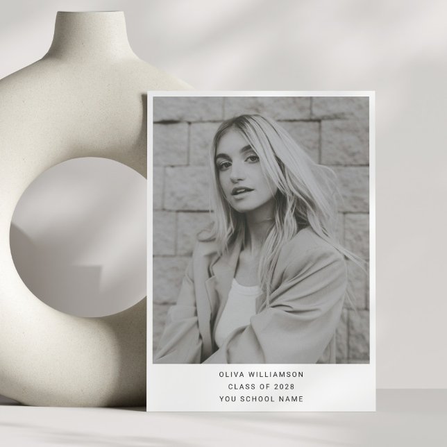 Minimalistisk Modern Vit Enkel Foto Examen Meddelande (Skapare uppladdad)