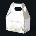 Minimalistisk Modern White Peonie Blommigt Waterco Presentaskar<br><div class="desc">En minimalistisk modern utformning av blommigten för vit peoniefärg är den perfekt möhippan gynnar gästerna. Wow dina brudar och vänner med perfektens presentidéer. De söt blommorna är söta, feminina och moderna och är perfektens matchande gåva till alla dina möhippa gäster. Oavsett om du planerar perfekt bröllop eller en barndusch som...</div>