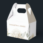 Minimalistisk Modern White Peonie Blommigt Waterco Presentaskar<br><div class="desc">En minimalistisk modern utformning av blommigten för vit peoniefärg är den perfekt möhippan gynnar gästerna. Wow dina brudar och vänner med perfektens presentidéer. De söt blommorna är söta, feminina och moderna och är perfektens matchande gåva till alla dina möhippa gäster. Oavsett om du planerar perfekt bröllop eller en barndusch som...</div>