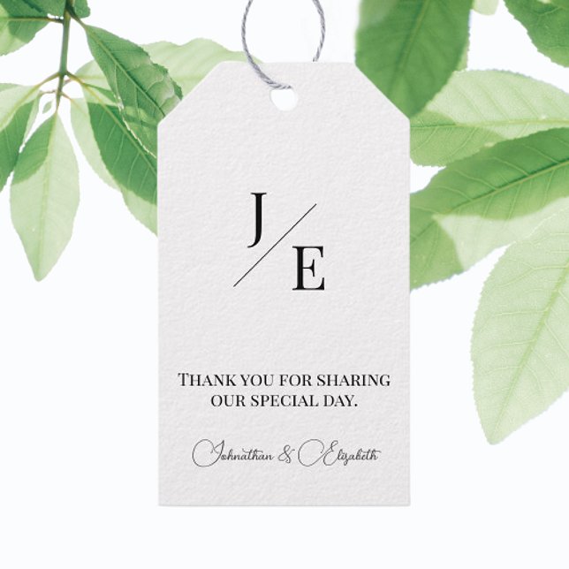 Minimalistisk Monogram Bröllop | Vit Presentetikett (Minimalist Monogram Wedding Gift Tags)