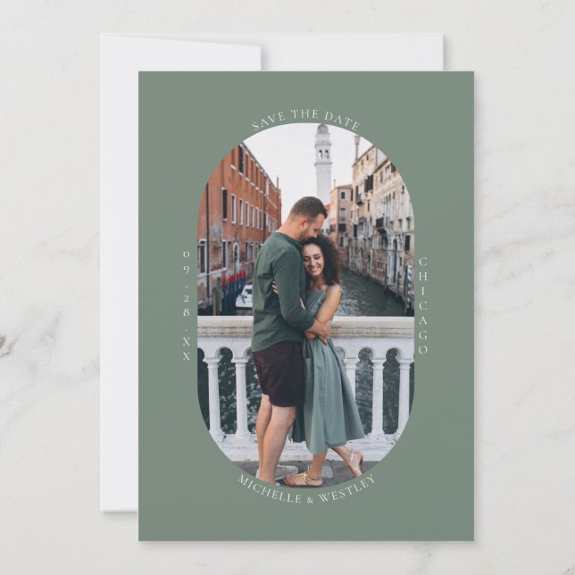 Minimalistisk Monogram Mjukgrön Bröllopsfotografi Spara Datumet (Baksida)