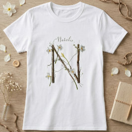 Minimalistisk monogram N: Diskreta blommor och vin T Shirt