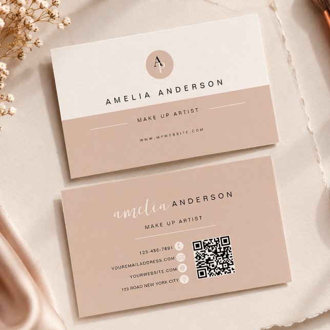 Minimalistisk monogram neutral beige QR-kod Visitkort (Skapare uppladdad)