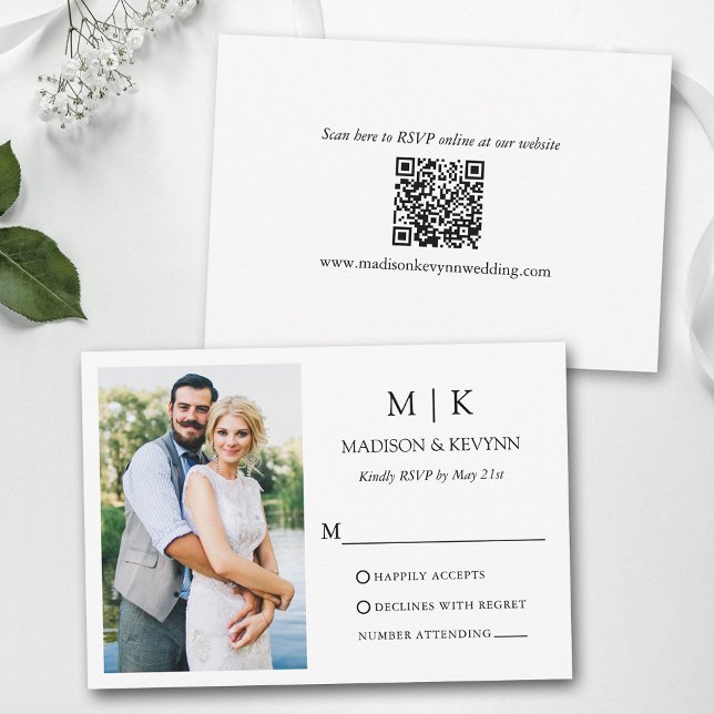 Minimalistisk monogramfoto Bröllop QR-kod OSA Kort (Customize to change text size, text style or to add more text to back of card.)