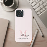 Minimalistisk monograminitial och Namn Pastel-Rosa<br><div class="desc">Skydda din mobil i stil med vårt minimalistiska Monogram Initial och Namn Pastel Rosa iphone case. Den här eleganten fodral har en elegant designbaserad personlig med din ursprungliga och namn, som ställs in mot en mjuk bakgrund för pastellrosa. Den är tillverkad av tåliga material av hög kvalitet och ger ett...</div>