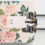 Minimalistisk monograminitial och Namn Pastel-Rosa Bagagebricka<br><div class="desc">Resa i stil med vår Personlig Pastel Rosa Monogram Luggage Tag. Den här märkrn för elegant har en sofistikerad utformning av pastelliserad rosa med anpassningsbarna i början och namn och ser till att ditt bagage är utställt samtidigt som det förblir säkert. Det är en perfekt för både täta resenärer och...</div>