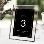 Minimalistisk | Mörk Black Bröllop Bordsnummer<br><div class="desc">Detta minimalistiska mörk svarta bröllop-bordsnummer är perfekt för ett enkelt bröllop. Den moderna romantiska designen har klassisk svart- och vit typografi parad med en rografi av rustik men elegant med vintage handskrivet stil. Anpassade i alla färg. Behålla designen enkel och elegant, som den är, eller anpassa den genom att lägga...</div>