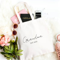 Minimalistisk mormor EST 2025 | Personlig Gift