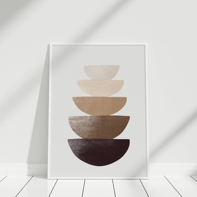 Minimalistisk neutral staplade skålar väggkonsttry poster (Neutral Abstract Bowls Wall Art in white frame against white wall.)