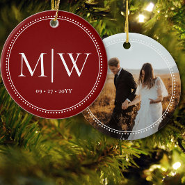 Minimalistisk Newlyweds Monogram Photo Red Helgdag Julgransprydnad Keramik