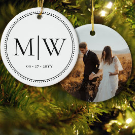 Minimalistisk Newlyweds Monogram Photo White Helgd Julgransprydnad Keramik