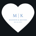 Minimalistisk och Chic | Bröllop  Hjärtformat Klistermärke<br><div class="desc">Minimalistisk och Chic | Klassisk Rund Klistermärke för Blått BröllopDessa eleganta,  moderna bröllops- eller brudvisning servetter har en enkel svart och vit textdesign som utstrålar minimalistisk stil. Lägg till dina initialer eller monogram för att göra dem helt dina egna.</div>