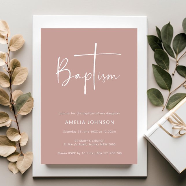 Minimalistisk och enkel fotolybaptism vid rosa inbjudningar (Skapare uppladdad)